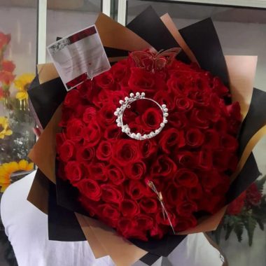 Ramo 100 Rosas Dianna